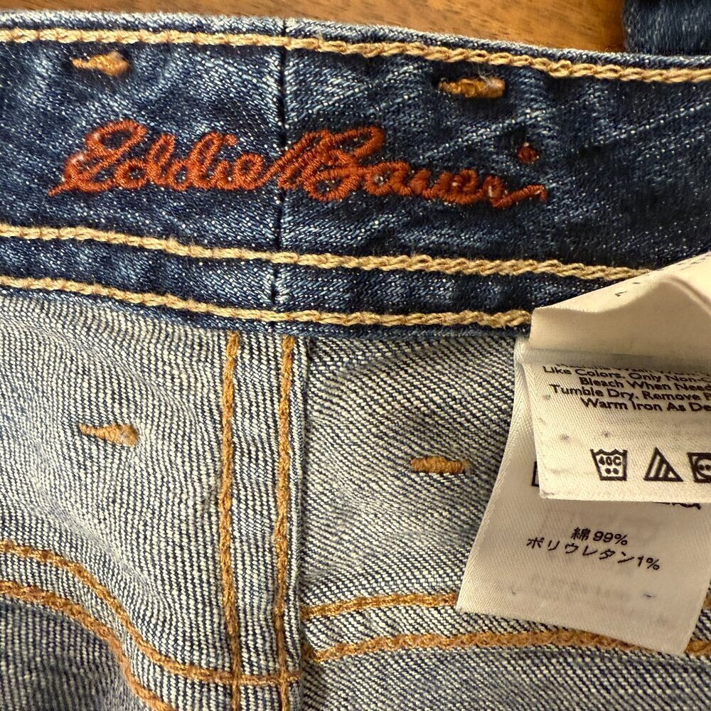 Eddie Bauer Denim Blue Jeans Classi Fit Size 8 Short Specially Dyed - Picture 2 of 11